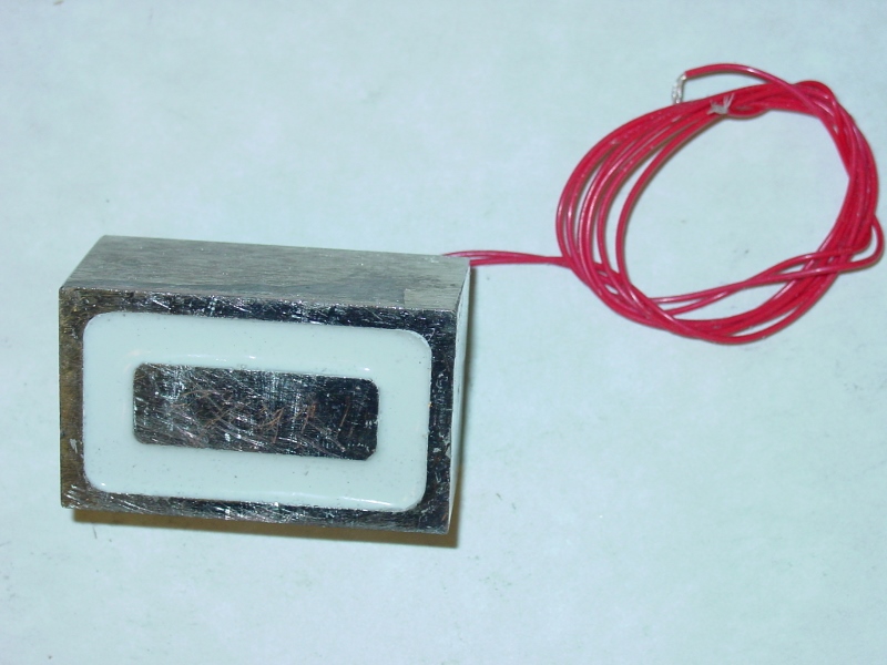 High-temp electromagnet